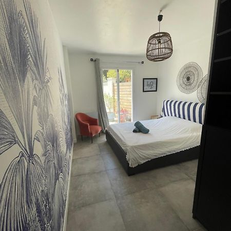 Azur Appart 4 Pers - Parking - Terrasse - 10Min Du Centre Cassis Exterior foto